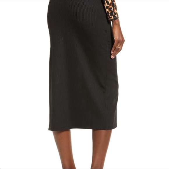 Leith Ribbed Side Slit Midi Skirt - Picture 2 of 6